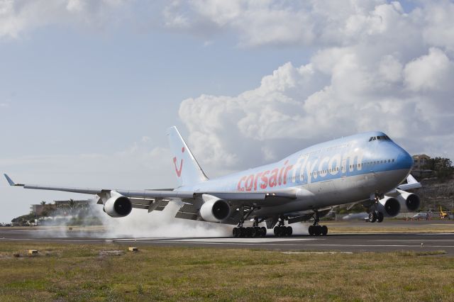 Boeing 747-400 (F-HSEA)