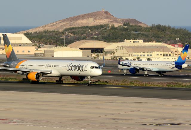 BOEING 757-300 (D-ABOJ) - December 2014.