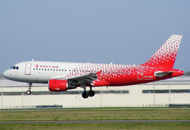 Airbus A319 (VP-BQK)