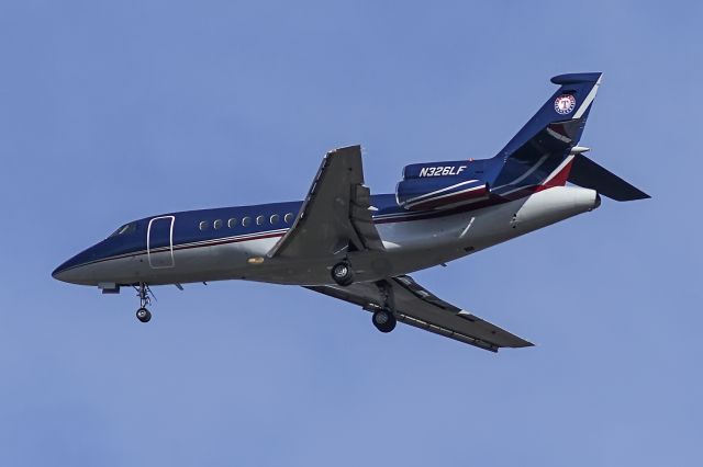 Dassault Falcon 900 (N326LF)