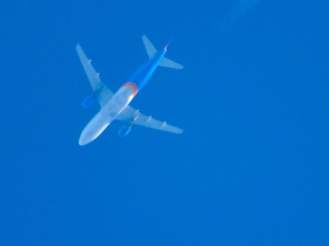 Airbus A320 (N233NV) - AAY402br /AZA-CVGbr /01/02/225