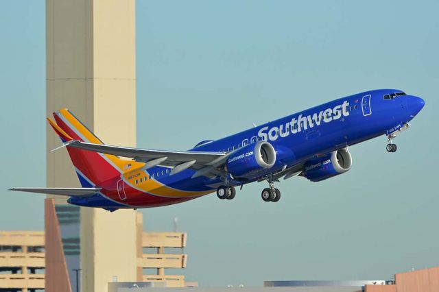 Boeing 737-800 (N8713M) - 737-8 Max operations recently began at Phoenix Sky Harbor. N8713M departed for Chicago on October 2, 2017.