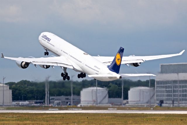 Airbus A340-600 (D-AIHP)