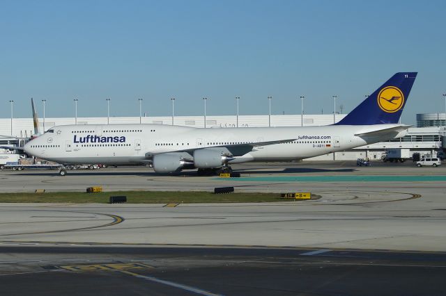 BOEING 747-8 (D-ABYI)