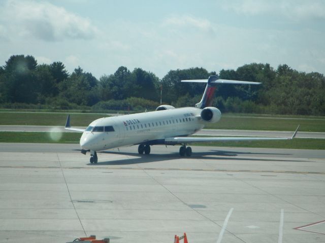 Canadair Regional Jet CRJ-200 — - Delta CR-J KPWM