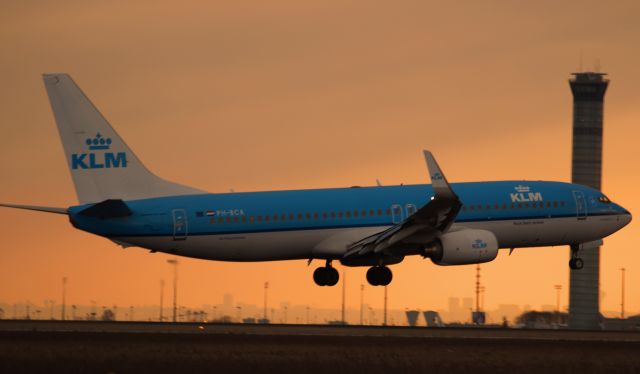 Boeing 737-800 (PH-BCA)