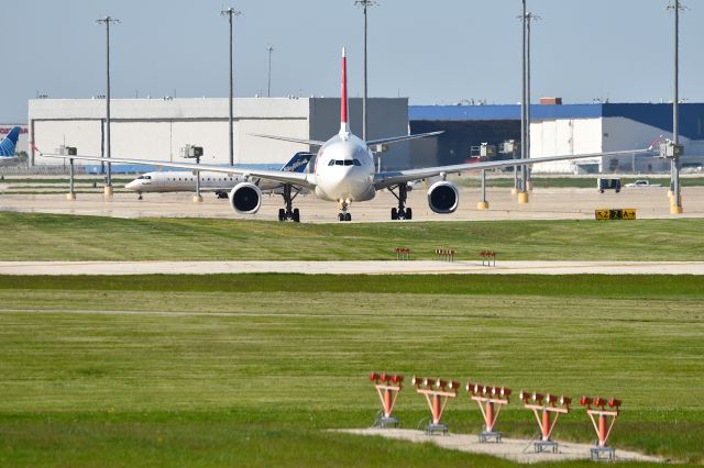 Airbus A330-300 (HB-JHB) - 05-09-25