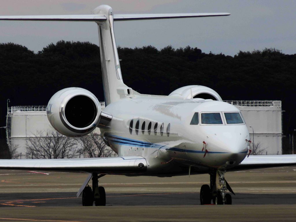 Gulfstream Aerospace Gulfstream V (B-KCK) - I take a picture on Dec 25, 2016.br /Metrojet Ltdbr /There were other airplanes at the front, and it wasnt possible to get the angle where a registration is seen.