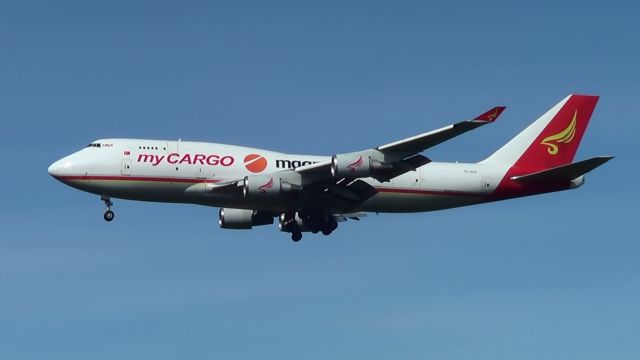 Boeing 747-400 (TC-ACF)