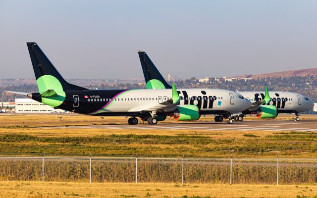 Boeing 737 MAX 8 (C-FLKO)