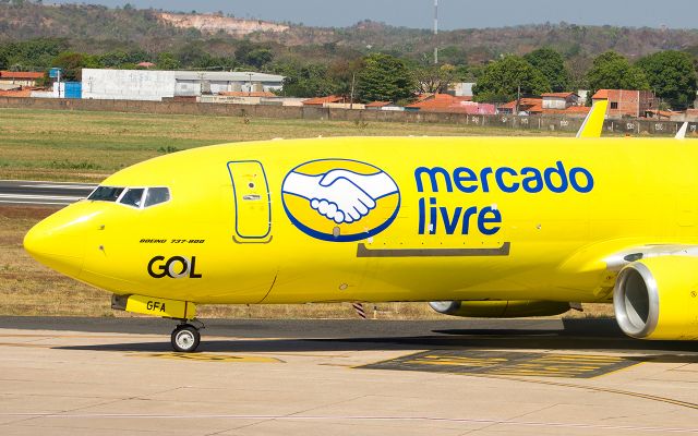 Boeing 737-800 (PS-GFA)