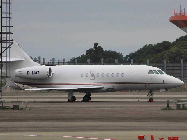 Dassault Falcon 2000 (B-MAZ) - I took this picture on Jun 15, 2018.