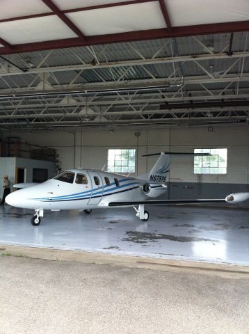 Eclipse 500 (N678PS) - Eclipse 500