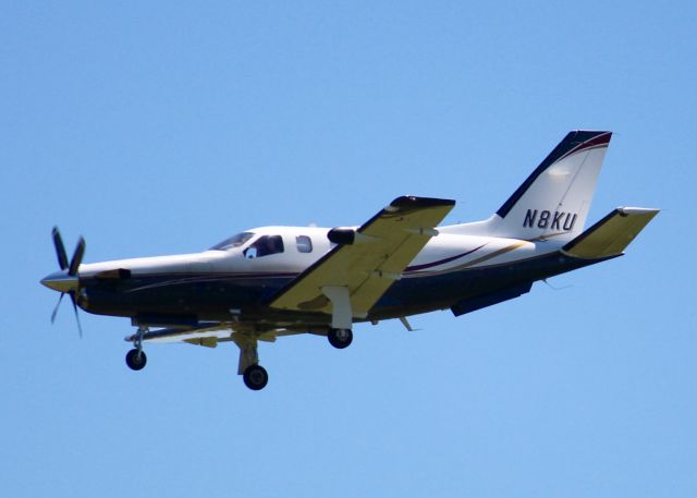 Socata TBM-700 (N8KU) - At Shreveport Regional.
