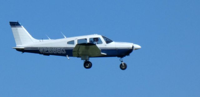 Piper Cherokee (N2885D) - On short final is this 1979 Piper Cherokee PA-28-181 from the Spring of 2022.