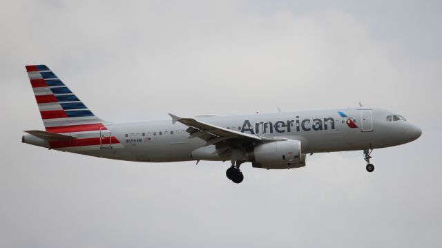 Airbus A320 (N656AW)
