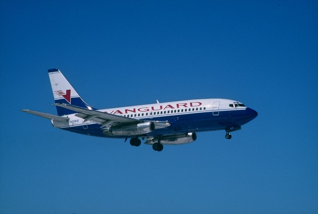 Boeing 737-200 (N209US) - This photo was taken back in the 1990s,thought i would share it with all the avaiation enthusiast on this site,Taken at Buffalo/Niagara Intl Airport.