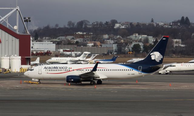 Boeing 737-800 (XA-AMC) - JFK diversion