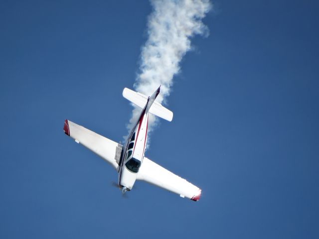 Beechcraft Bonanza (36) (N721ER) - Beechcraft F33A Bonanza (1988 C/N CE-1295)