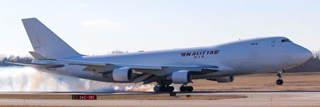 Boeing 747-400 (N702CK)