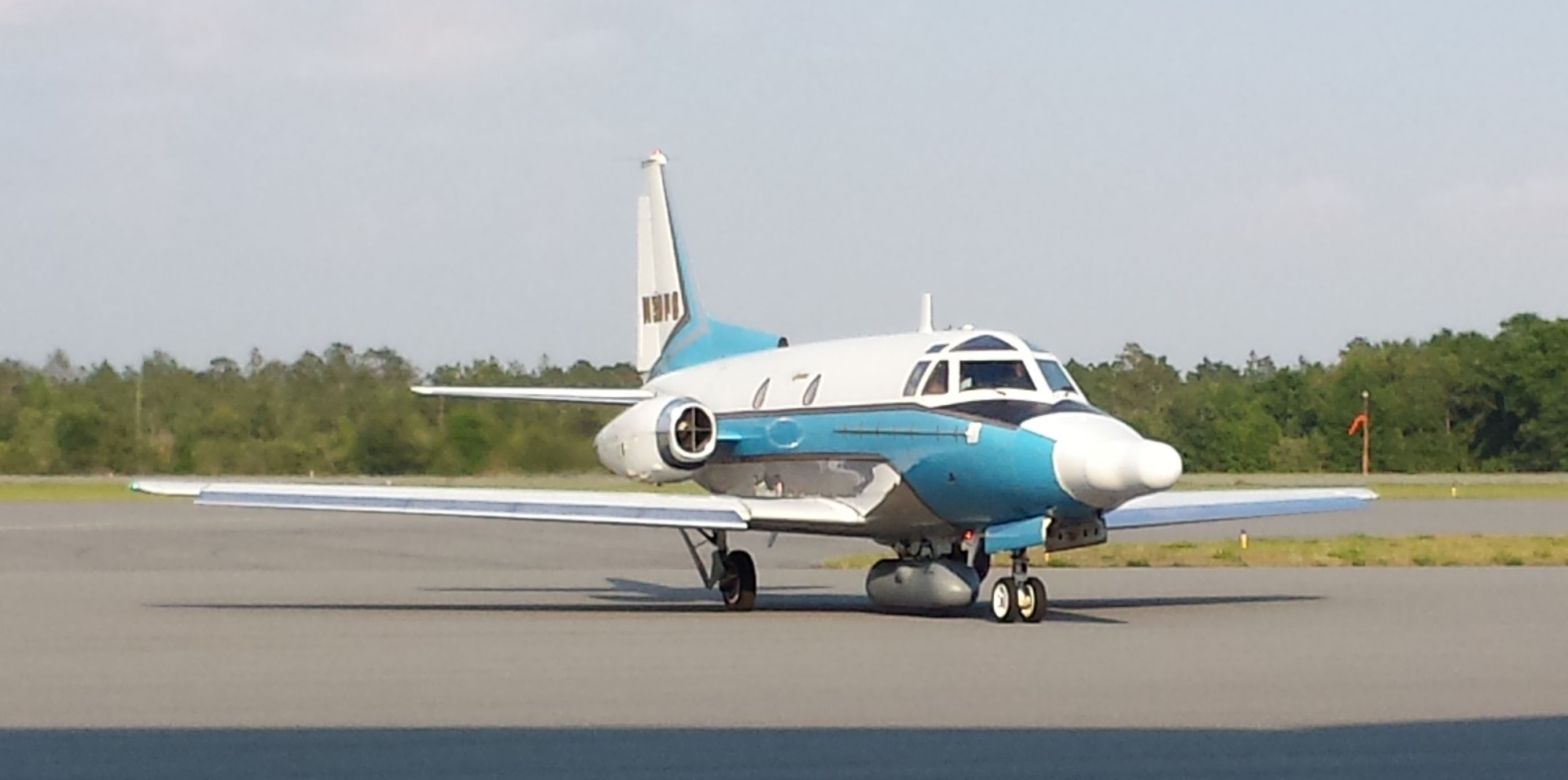 North American Sabreliner (N39FS)