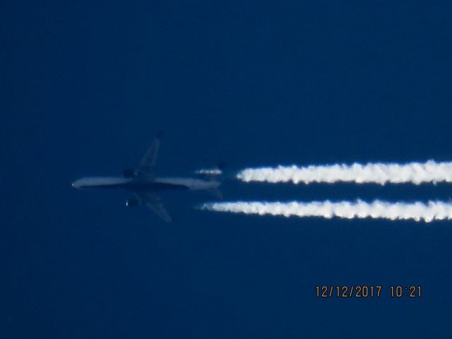 Boeing 757-200 (N665DN)