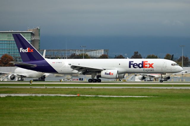 Boeing 757-200 (C-FMEQ)