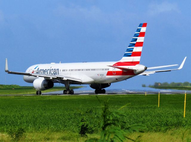 Boeing 757-200 (N188AN)