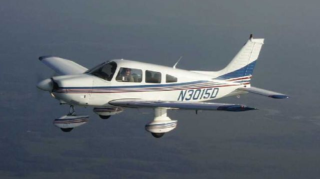 Piper Cherokee (N3015D) - Flywell Flying Club