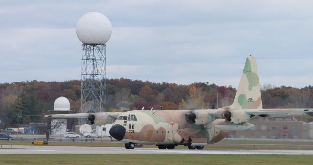 Lockheed C-130 Hercules (N309)