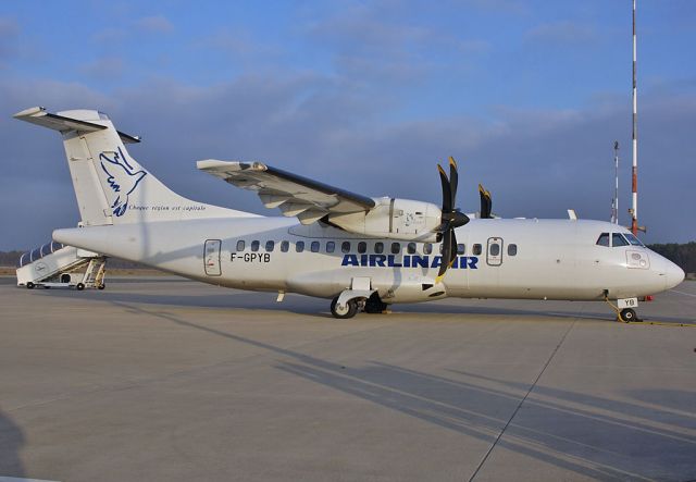 ALENIA Surveyor (ATR-42-500) (F-GPYB) - Airlinair ATR 42-500 C/N 480 - F-GPYB at EDDG/FMO - 2004-12-08.