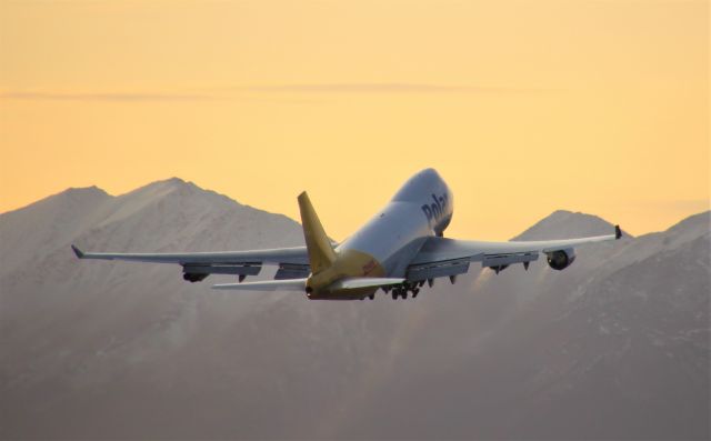 Boeing 747-200 (N452PA) - Caught this one taking of to the south at sunrise.