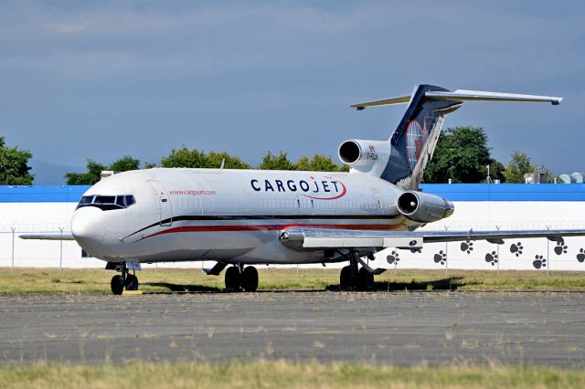 Boeing 727-100 (C-FCJV)