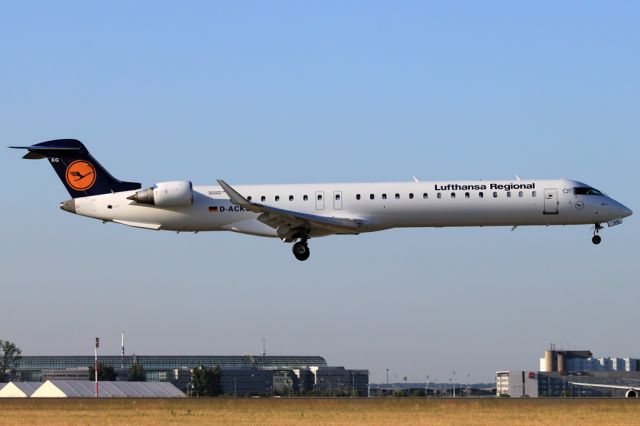 Canadair Regional Jet CRJ-900 (D-ACKG)