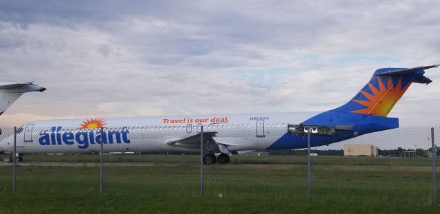 McDonnell Douglas MD-83 (N863GA) - Flew in from SFB 10-16-18. Picture taken 7-1-19