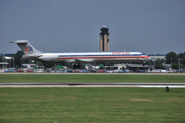 McDonnell Douglas MD-82 (N455AA) - Arriving on runway 18C - 6/28/09