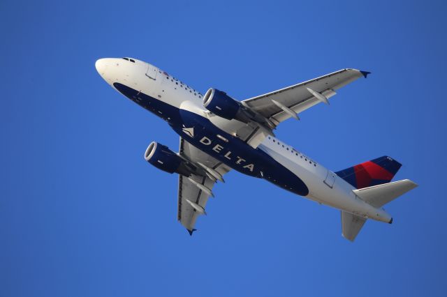 PR-TYR, Airbus A320-214, LATAM Airlines