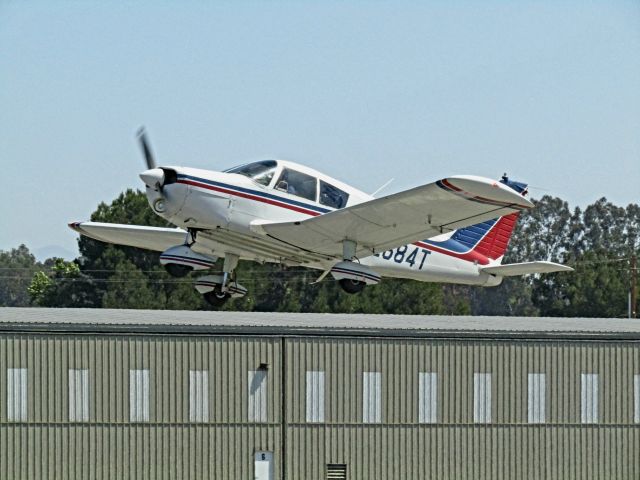 Piper Cherokee (N2684T) - Taking off RWY 24