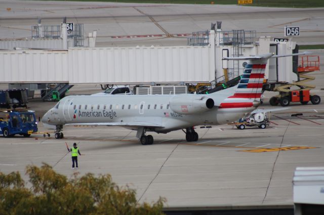 Embraer ERJ-145 (N651AE)
