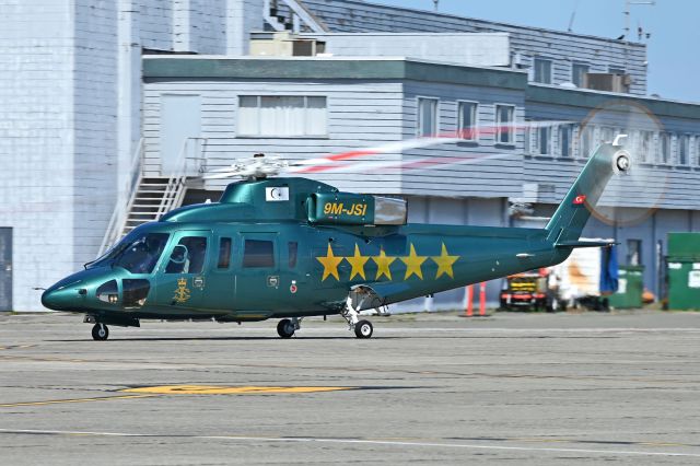 Sikorsky S-76 (9M-JSI)