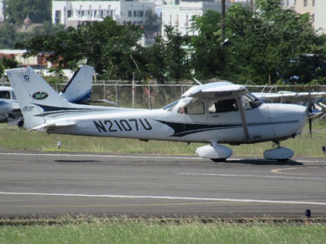 Cessna Skyhawk (N2107U)