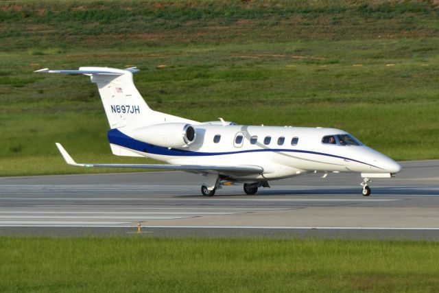 Embraer Phenom 300 (N897JH) - JACK HENRY & ASSOCIATES INC runway 18C at KCLT - 11/12/16