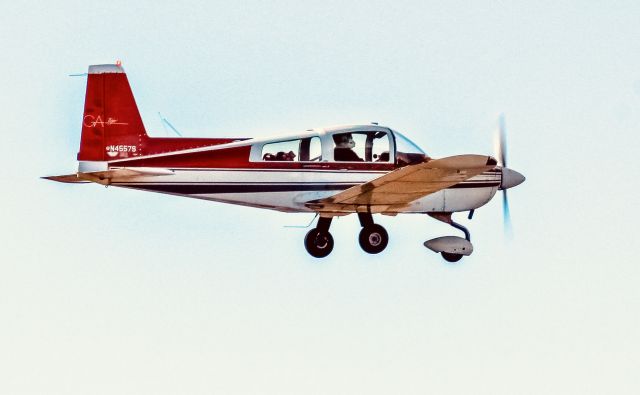 Grumman AA-5 Tiger (N4557S) - photo by Chris Walston used with permission.