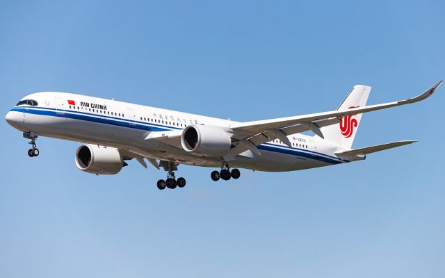 Airbus A350-900 (B-327V)