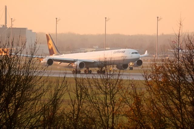 Airbus A340-600 (D-AIHH)