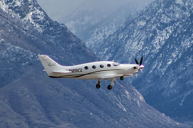 Epic Aircraft LT (N89CL) - 2006 Epic LT S/N 3 departs South Valley Regional Airport (KU42)