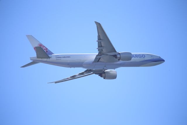 BOEING 777-200LR (B-18771)