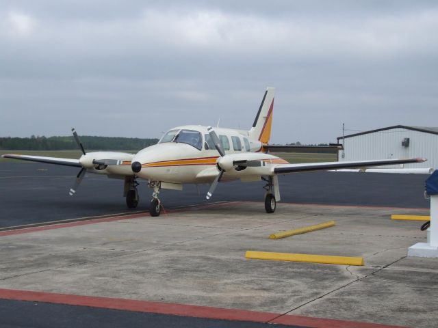 Piper Navajo (N27562) - 1978 PA-31-325