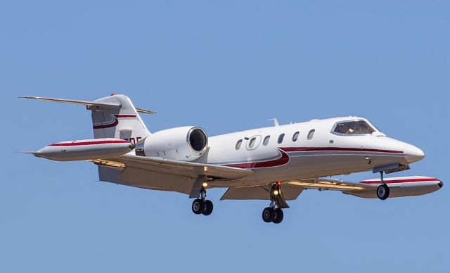 Learjet 35 (VH-KJG)