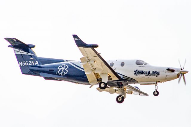 Pilatus PC-12 (N562NA)